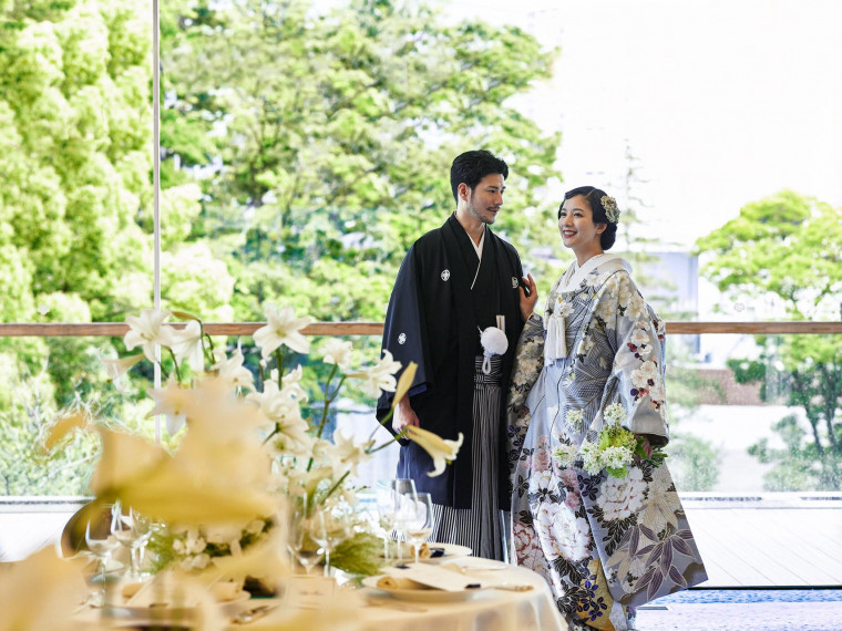 桜、新緑、紅葉…訪れるたび表情を変える庭園背景にフォト