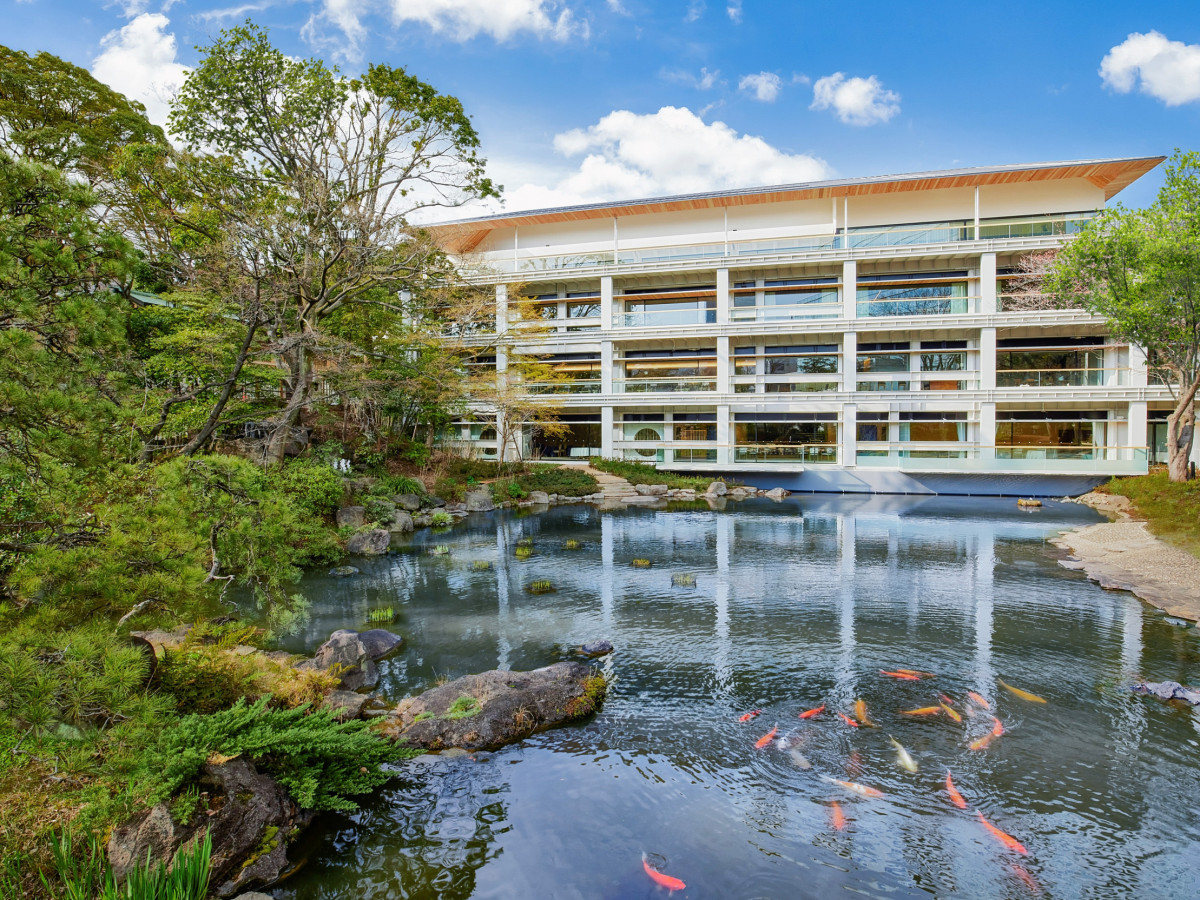  人生の原点となる結婚式を
紡いでいく