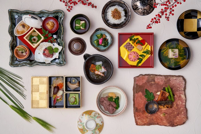 八寸を始め本格的な和食コース料理は大人ならではの落ち着いた披露宴に／美膳