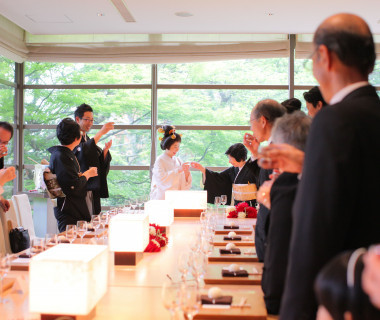 神空庭 ご家族ご親戚での会食シーン *これはご結婚式当日に撮影した実際のご様子です