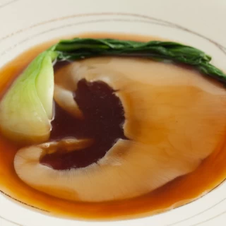 フカヒレのオイスターソース煮込み