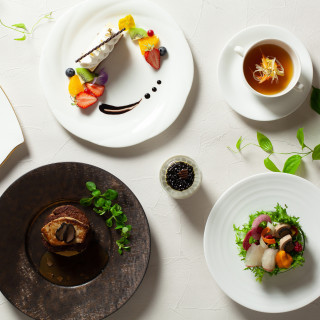 贅を尽くした1万6500円の創作コース料理より豪華4品試食&お手製の季節のスイーツプレゼント!