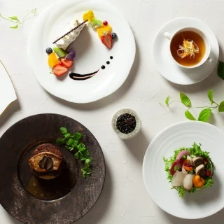 贅を尽くした1万6500円の創作コース料理より豪華4品試食＆お手製の季節のスイーツプレゼント！