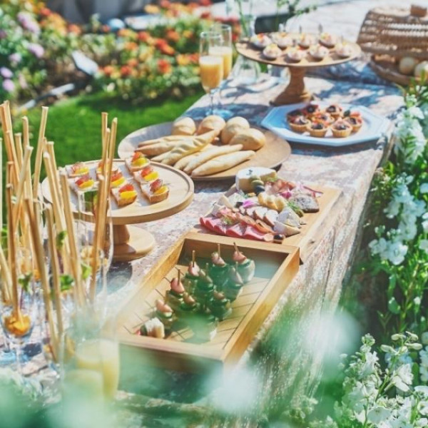 カジュアルなガーデンパーティも