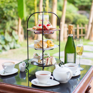 【土日祝来館特典♪】1カタログギフト 2アフタヌーンティチケット 3タクシーお迎えサービス