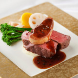 *Wedding Cuisine* おふたりを祝福する皆様にも、きっとご満足いただけると思います。