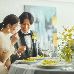 おふたりの好みを伺いながら、フローリストがご一緒に創り上げていきます。|ホテルアソシア静岡の写真(53795824)