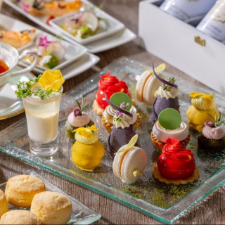 1日1組限定◆フローラルガーデン贅沢アフタヌーンティ×感動挙式体験