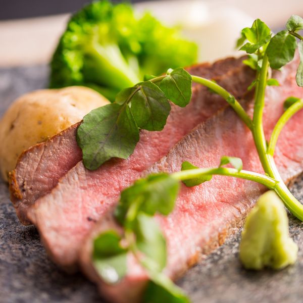懐石料理はコースを通して料理が完成します。お肉料理は地場のブランドを大事に調理します。|浮月楼の写真(2226039)
