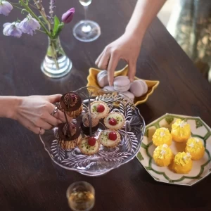 ゲストと囲む手作りスイーツ。距離の近さが嬉しい、幸せのおすそわけ。|THE ORIENTAL TERRACE HIDEAWAY（ジオリエンタルテラス ハイダウェイ）の写真(52239616)