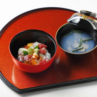 【三の膳】海鮮ばらちらし寿司 蜆すまし汁