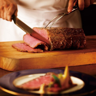 【金曜限定!夕方開催】伝統ローストビーフ&スイーツ無料試食×5大特典付