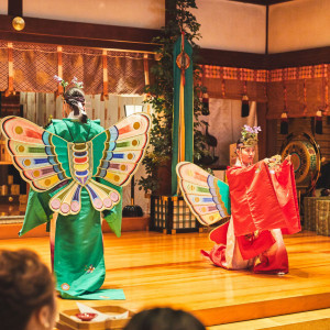 《豊寿舞》かつて伊勢神宮祭主・北白川房子様から賜った祝婚歌の調べで舞う大神宮ならではの優美な舞|東京大神宮マツヤサロンの写真(17906295)