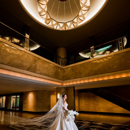 心地よい高級感が漂うホテルのロビーや写真映えするスポットでとっておきの写真を