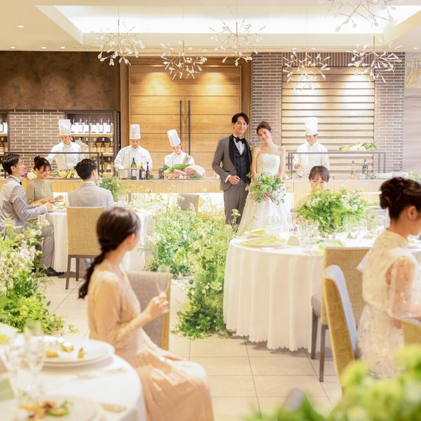 新緑が溢れ、穏やかな気候で叶える春婚プラン