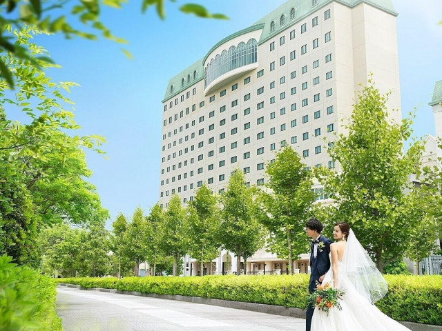 駅徒歩3分の好アクセス!空港からのアクセスも抜群で安心♪