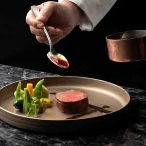 【月1限定】無料試食×会場本番コーデ見学×最大100万円特典フェア★