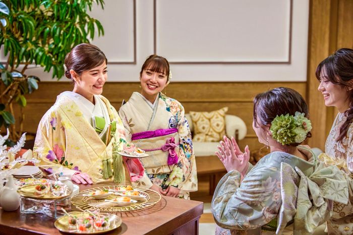 ナチュラルモダン×ウッディ×最新演出が融合した フォトジェニックな会場が誕生!