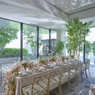 お一人おひとりの笑顔を見渡せる距離感が魅力