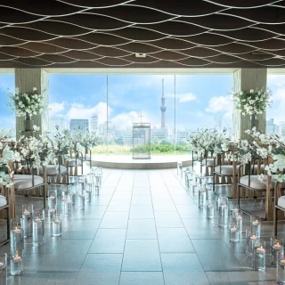 初めての会場見学orAM来館で挙式料20万円プレゼント!