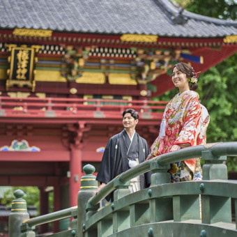 伝統的な神社での挙式や、ロケーションフォト撮影も可能でございます。