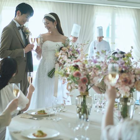 華やかな雰囲気の中で優雅なパーティを|ホテルモントレ大阪の写真(44000471)