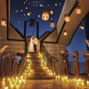 ナイトウエディングでランランを使用した幻想的なお時間を|デュクラス大阪/FIVESTAR WEDDINGの写真(39649991)