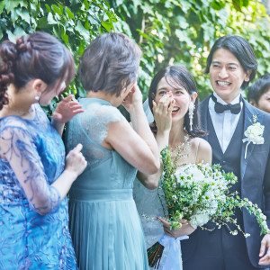 感謝を伝えたいゲスト様との笑顔溢れるアットホームなお時間を！|デュクラス大阪/FIVESTAR WEDDINGの写真(40040521)