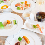 婚礼料理フルコースイメージ。お二人やゲストの要望に合わせて、色んなメニューをご準備できます。