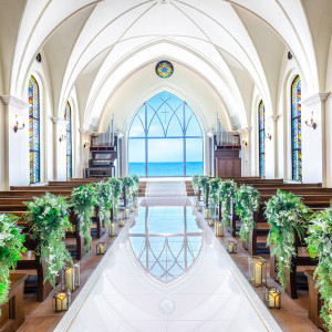 チャペル礼拝堂|アリビラ・グローリー教会(ホテル日航アリビラ内)チュチュリゾートウエデイングの写真(37230642)