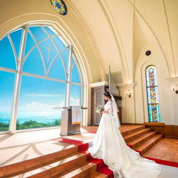 沖縄のチャペルが自慢の結婚式場 口コミ人気の選 ウエディングパーク