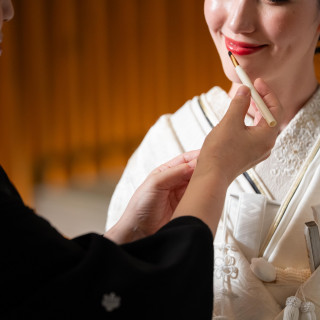 【九州トップクラスのドレス所有数】自社ドレスブティック『ティアラブティック』。ブラインド衣裳や最新トレンドを抑え、グループ内での取り寄せレンタルも可能◎