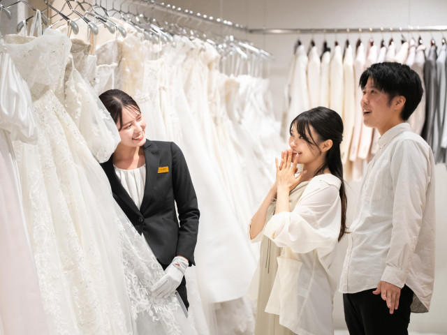ドレスショップ”TIARA BOUTIQUE”の見学