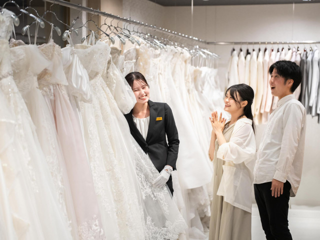 ドレスショップ”TIARA BOUTIQUE”の見学