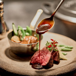 【五感で感じる】新チャペル×絶景演出体験×牛フィレ豪華試食