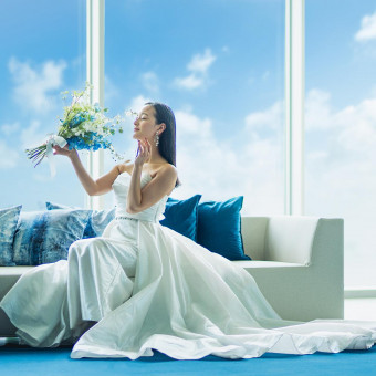 地上150M。世界新最大夜景にも選ばれた絶景ロケーションをバックに思い出の一枚を残して