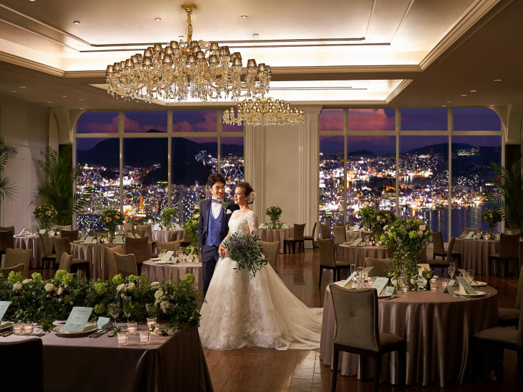 世界新三大夜景にも選ばれた長崎の絶景はゲストへのプレゼントに