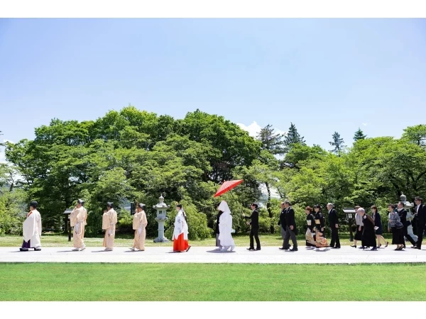 伝統を引き継いだ、厳かなご本殿