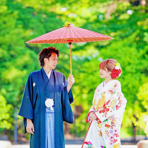 結婚式のご案内として、5月中旬の新緑から9月末までの緑の時期は一番写真映えもするおすすめのシーズンです！|長野縣護國神社の写真(22134724)