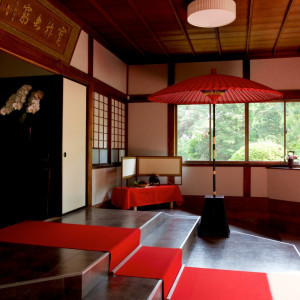 「The Saikan～斎館～」のロビー
ゲストの皆様を和の雰囲気でお迎え致します！|長野縣護國神社の写真(1029537)