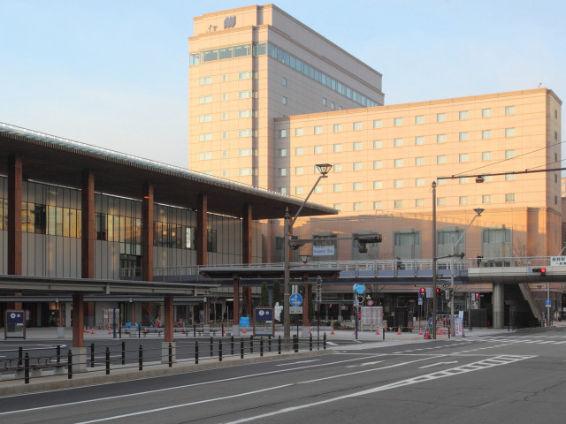 長野駅ビル直結の立地が魅力