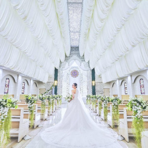 【当館イチオシ豪華特典】光の大聖堂×*感動演出*試食＆ドレス