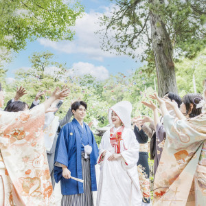 折鶴シャワー|大國魂神社 結婚式場の写真(50313057)