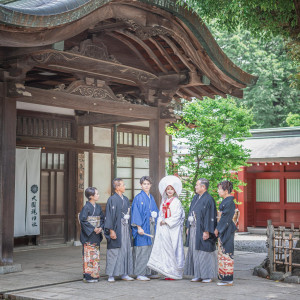 国内外から選ばれている大國魂神社の神前式は両家を結ぶ結婚式