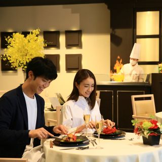 高級素材の伊勢海老・黒毛和牛のフォアグラトリュフ 無料試食