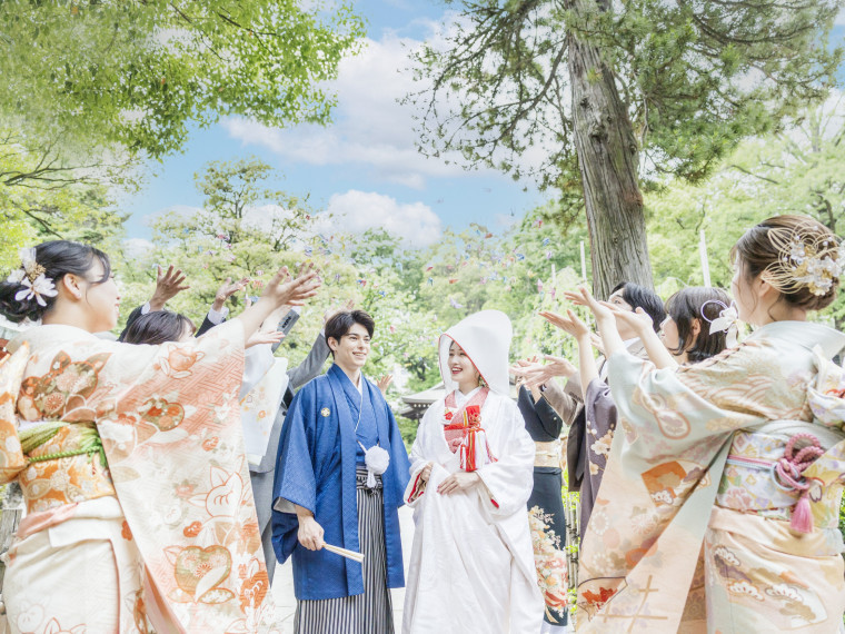 挙式後の折鶴シャワーがオススメの演出