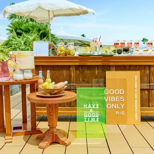 リゾートウェディングを彩る、カラフルなコーディネート|THE LUIGANS Spa & Resort(ザ・ルイガンズ．スパ＆リゾート)の写真(32464921)