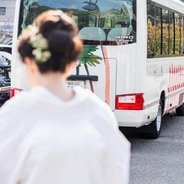 神社からの移動は全てバスをルイガンズが無料手配
