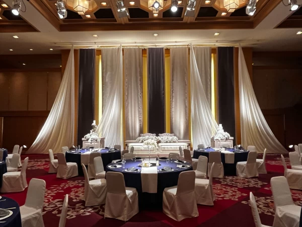 【LUXE CANVAS-リュクスキャンパス-】