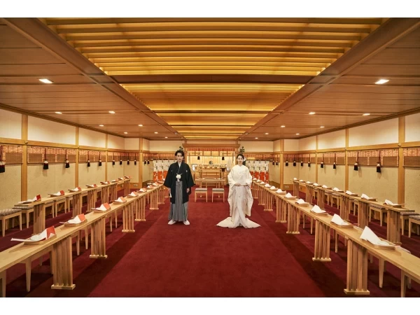 【神前式場】凛と張り詰める空気、悠々と流れる雅楽の音色に包まれて